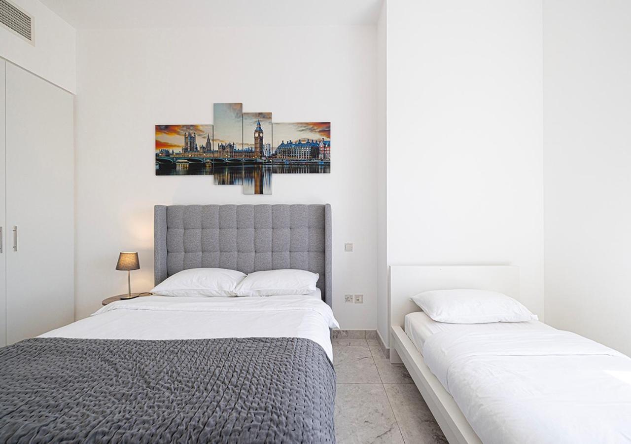 Luxury Beachfront 2Bd Apt, Shams, Jbr Dubai Buitenkant foto